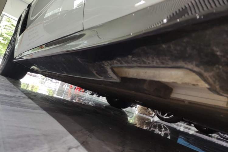 Used NETA GT 2023 560 Lite Left Side Sill