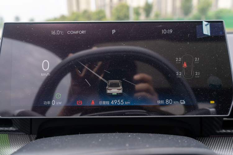 Used NETA GT 2023 560 Odometer Close Up