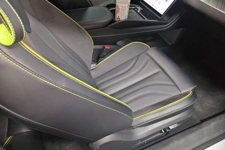 Used NETA GT 2023 560 Lite Right Front Seat
