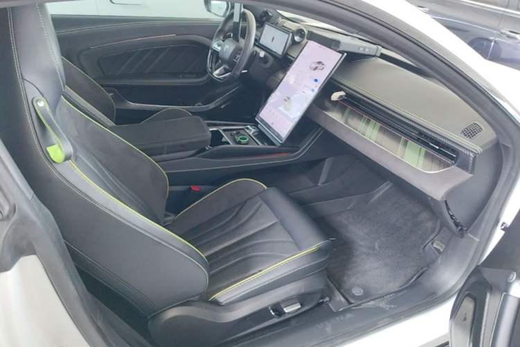 Used NETA GT 2023 560 Right Front Seat