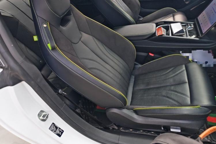 Used NETA GT 2023 560 Right Front Seat