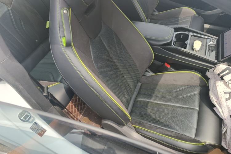 Used NETA GT 2023 560 Right Front Seat