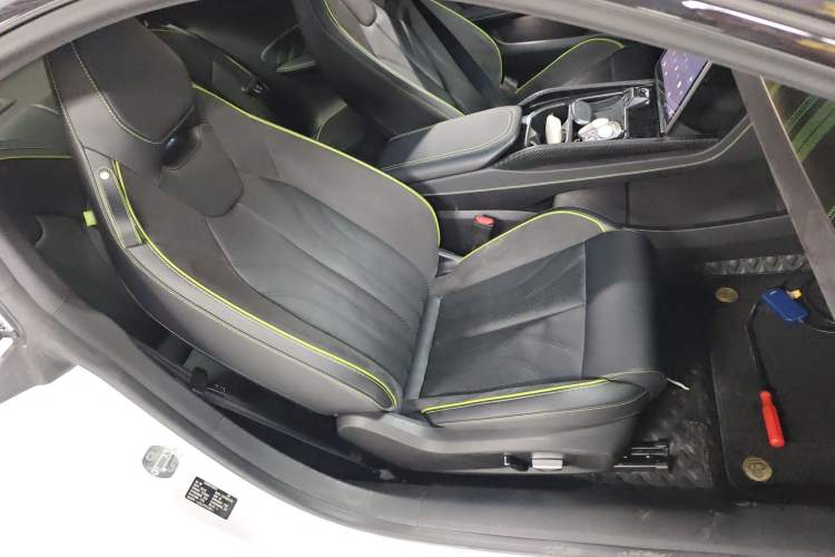 Used NETA GT 2023 660 Right Front Seat