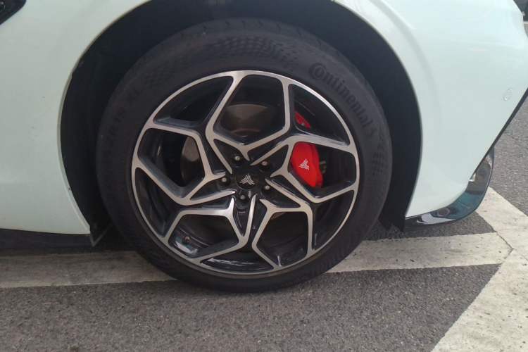 Used NETA GT 2023 580 AWD Right Front Wheel Hub