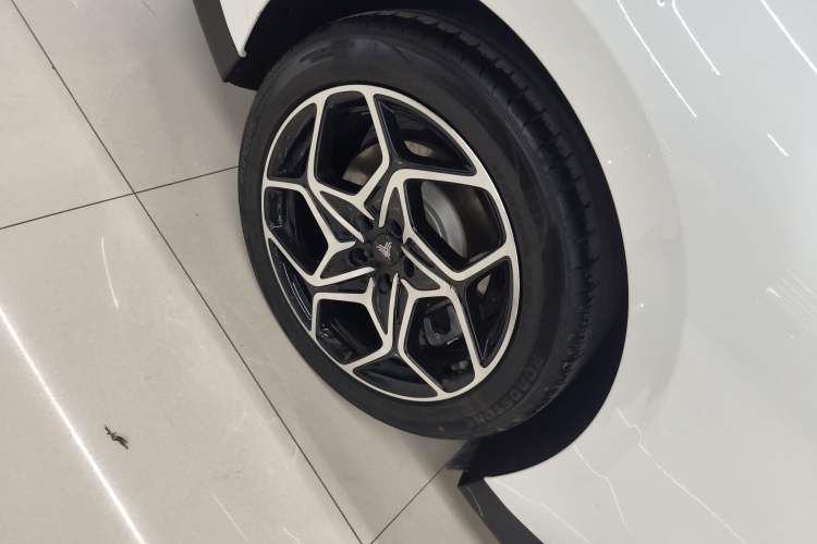 Used NETA GT 2023 560 Right Rear Wheel Hub