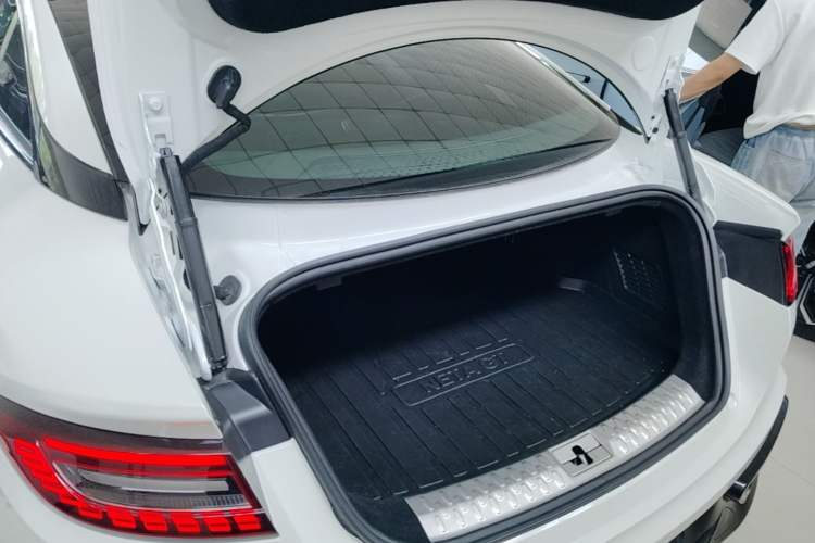 Used NETA GT 2023 560 Trunk