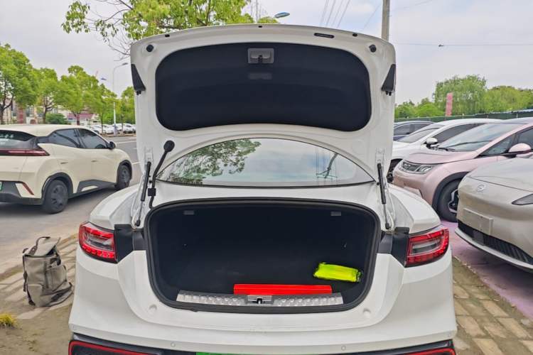 Used NETA GT 2023 560 Trunk
