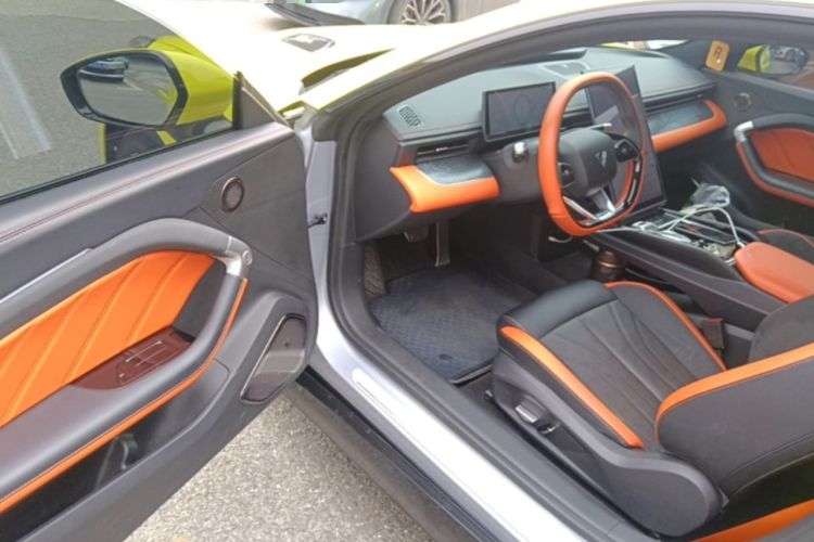Used NETA GT 2023 580 AWD Driver Seat