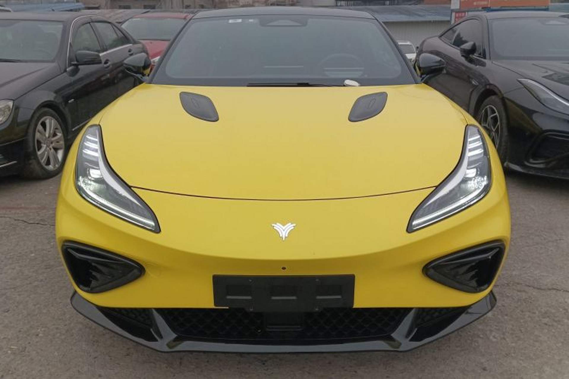 Used NETA GT 2023 560 Front