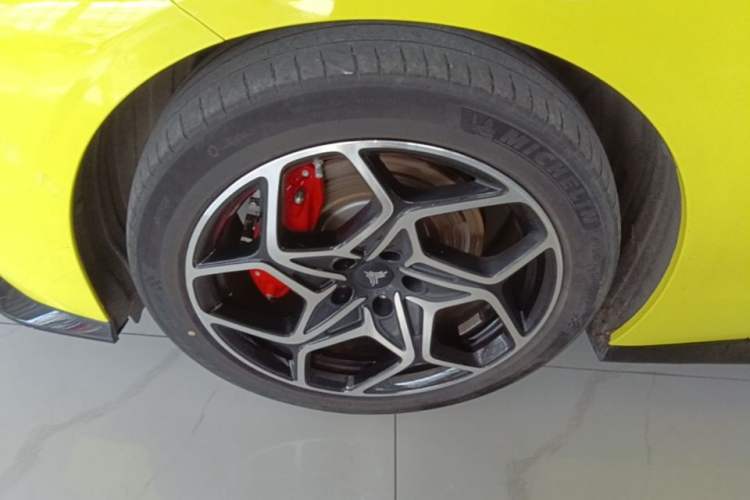 Used NETA GT 2023 580 AWD Left Front Wheel Hub
