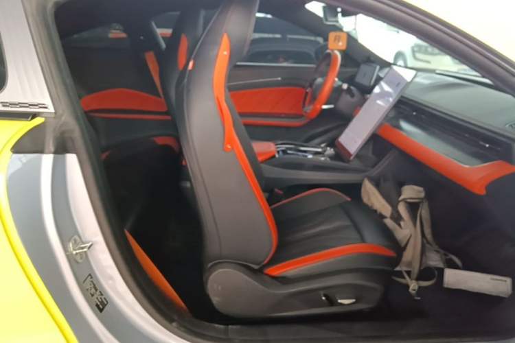 Used NETA GT 2023 580 AWD Right Front Seat