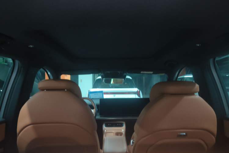 Used NETA L 2024 Extended-Range 220 Flash-Charge Edition Headliner