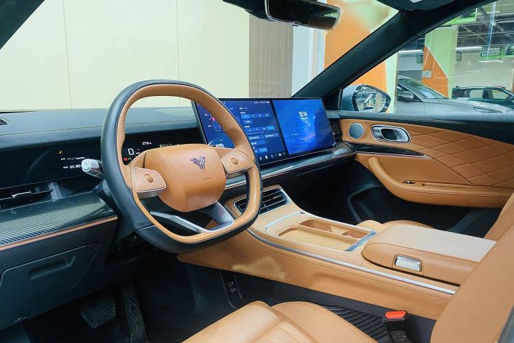 Used NETA L 2024 Extended-Range 220 Flash-Charge Edition Interior 7