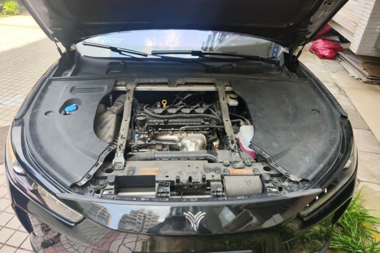 Used NETA L 2024 Extended-Range 310 Flash-Charge Red Edition Engine Bay