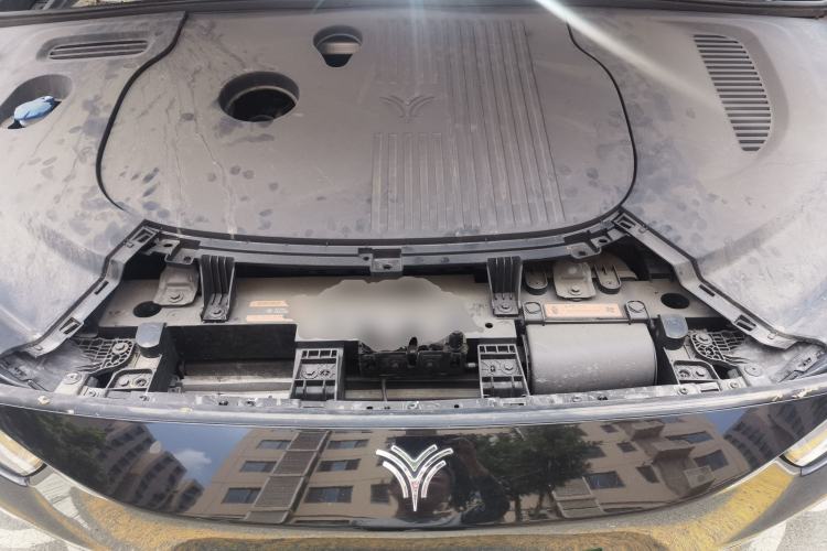 Used NETA L 2024 Extended-Range 310 Flash-Charge Red Edition Engine Bay