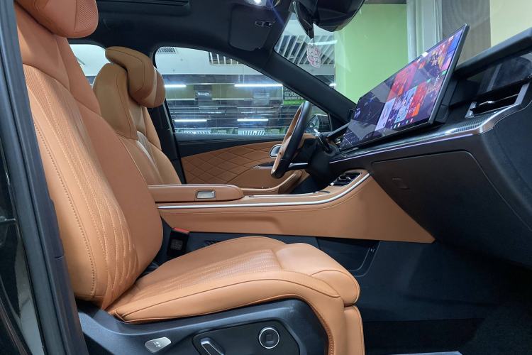 Used NETA L 2024 Extended-Range 220 Flash-Charge Edition Interior 5