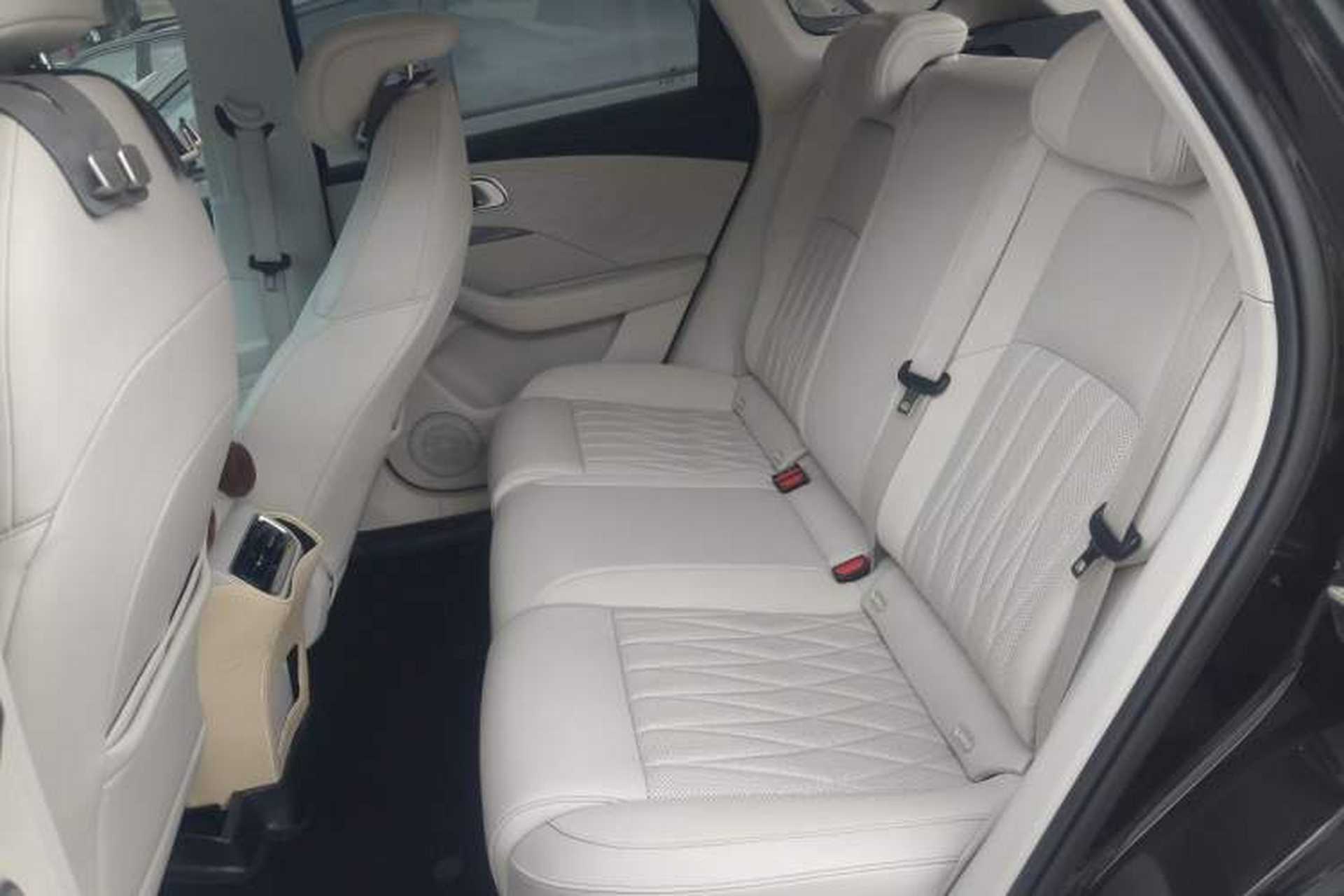 Used NETA L 2024 Extended-Range 310 Flash-Charge Edition Left Rear Seat