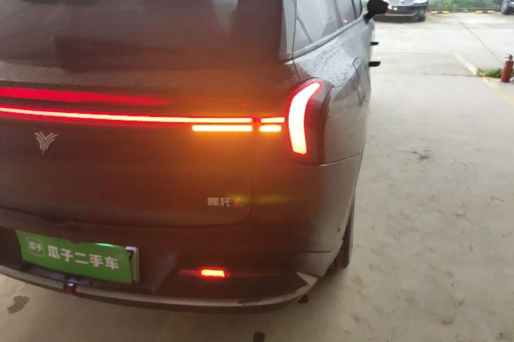 Used NETA L 2024 Extended-Range 310 Flash Charge PRO Edition Right Rear Taillight