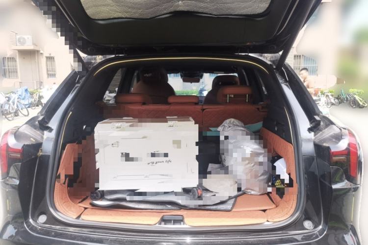 Used NETA L 2024 Extended-Range 310 Flash-Charge Red Edition Trunk