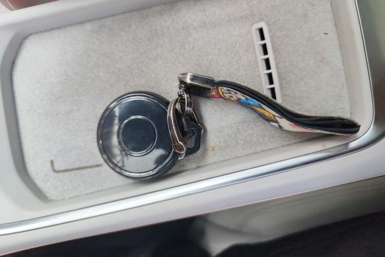 Used NETA L 2024 Extended-Range 220 Flash-Charge Edition Vehicle Key