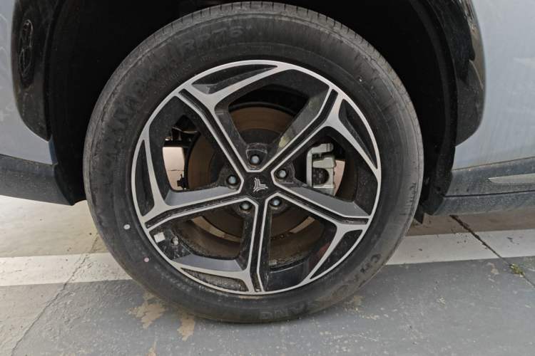 Used NETA L 2024 Extended-Range 310 Flash-Charge Edition Right Rear Wheel Hub