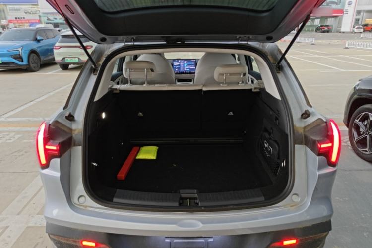 Used NETA L 2024 Extended-Range 310 Flash-Charge Edition Trunk