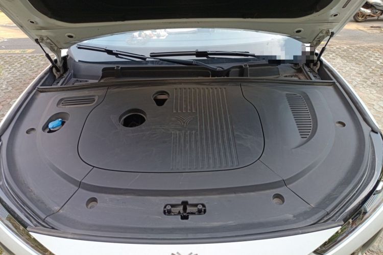 Used NETA L 2024 Extended-Range 310 Flash-Charge Red Edition Engine Bay