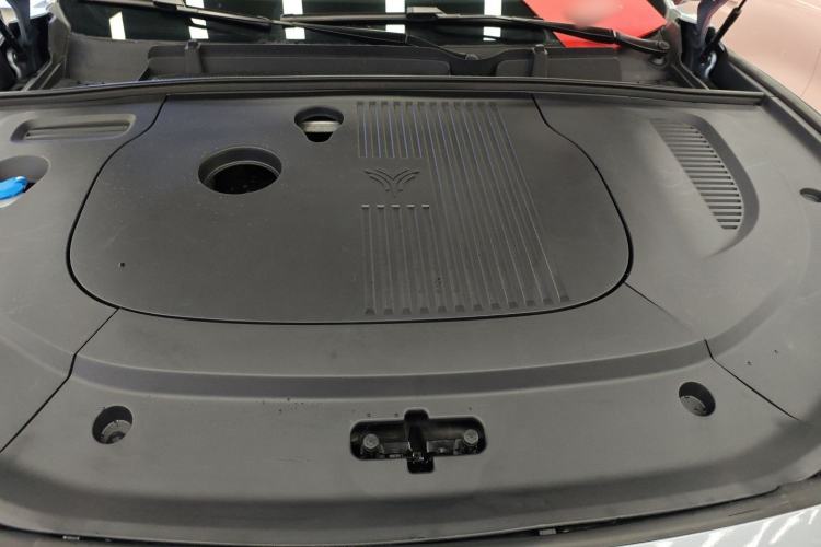 Used NETA L 2024 Extended-Range 310 Flash-Charge Red Edition Engine Bay