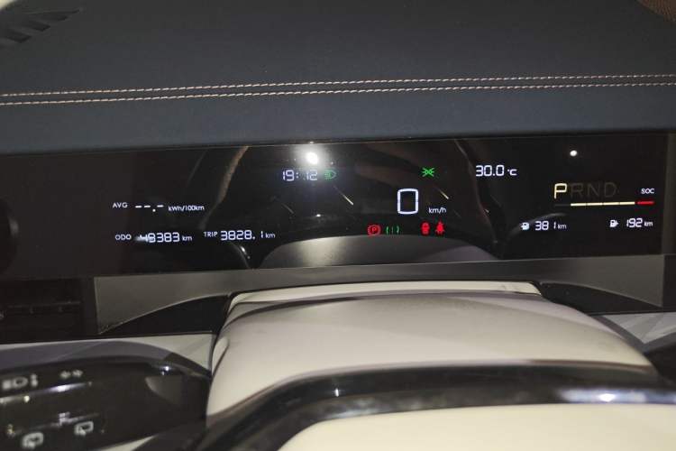 Used NETA L 2024 Extended-Range 310 Flash Charge PRO Edition Instrument Cluster