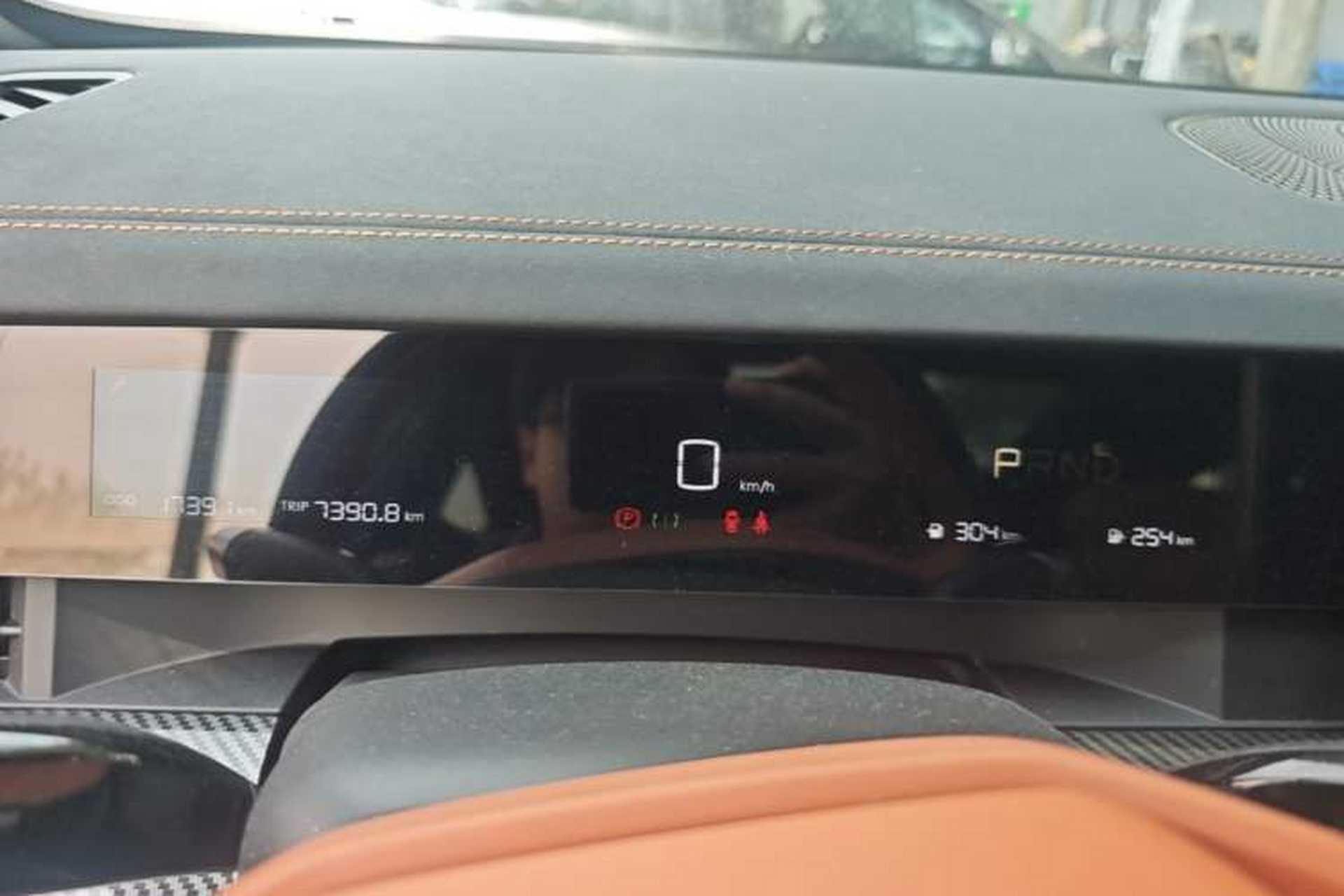 Used NETA L 2024 Extended-Range 310 Flash-Charge Red Edition Instrument Cluster