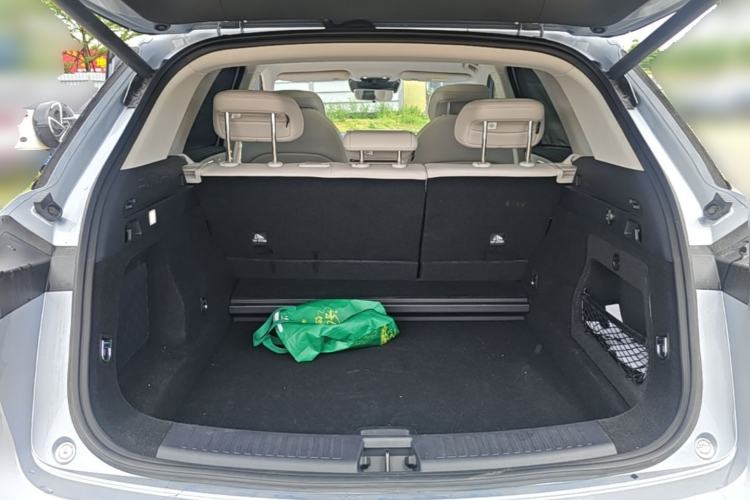Used NETA L 2024 Extended-Range 310 Flash Charge PRO Edition Trunk