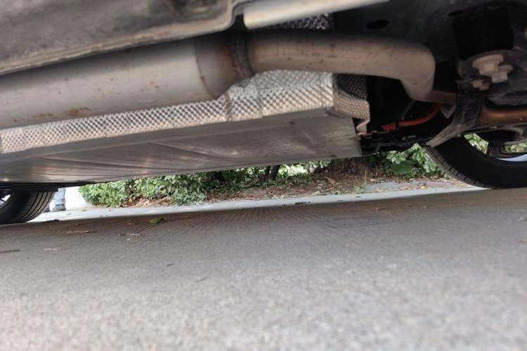 Used NETA L 2024 Extended-Range 310 Flash Charge PRO Edition Chassis Front Right