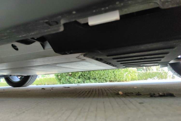 Used NETA L 2024 Extended-Range 310 Flash Charge PRO Edition Chassis Rear Left
