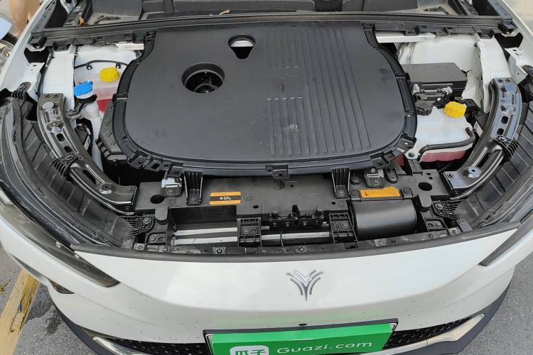 Used NETA L 2024 Extended-Range 310 Flash-Charge Red Edition Engine Bay