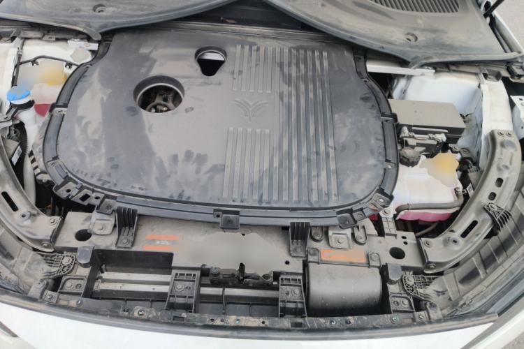 Used NETA L 2024 Extended-Range 310 Flash-Charge Red Edition Engine Bay
