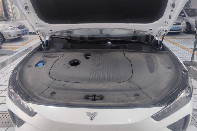 Used NETA L 2024 Extended-Range 310 Flash-Charge Red Edition Engine Bay