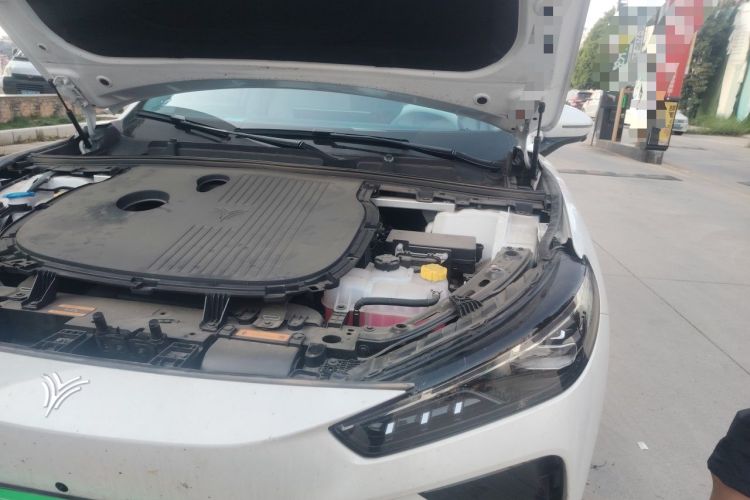 Used NETA L 2024 Extended-Range 310 Flash Charge PRO Edition Engine Bay Left