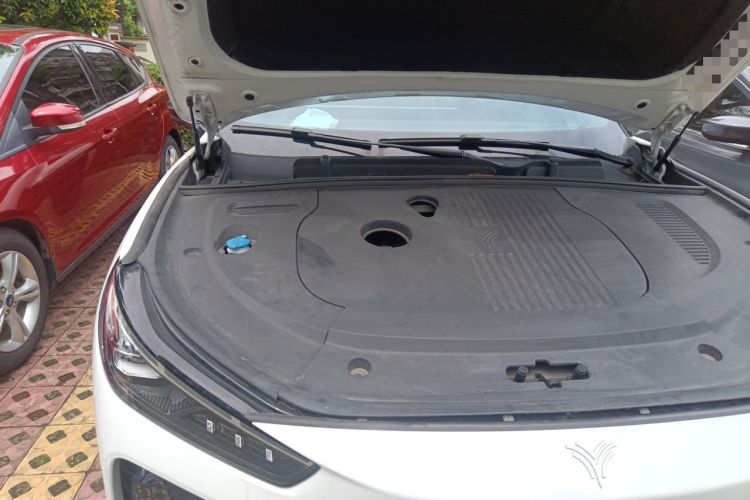 Used NETA L 2024 Extended-Range 310 Flash-Charge Red Edition Engine Bay Right