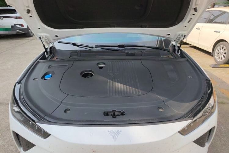 Used NETA L 2024 Extended-Range 310 Flash-Charge Red Edition Engine Bay
