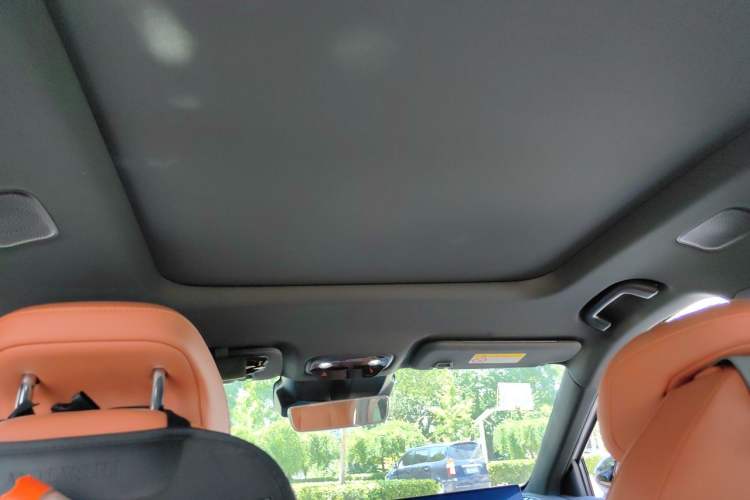 Used NETA L 2024 Extended-Range 310 Flash Charge PRO Edition Headliner