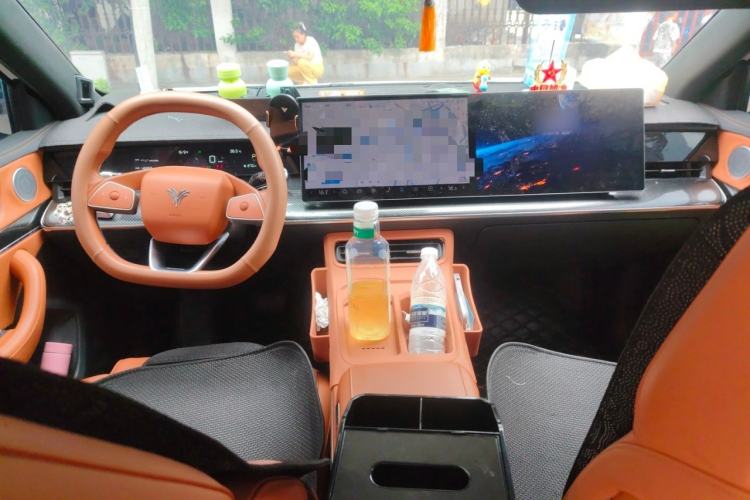 Used NETA L 2024 Extended-Range 220 Flash-Charge Edition Interior 2