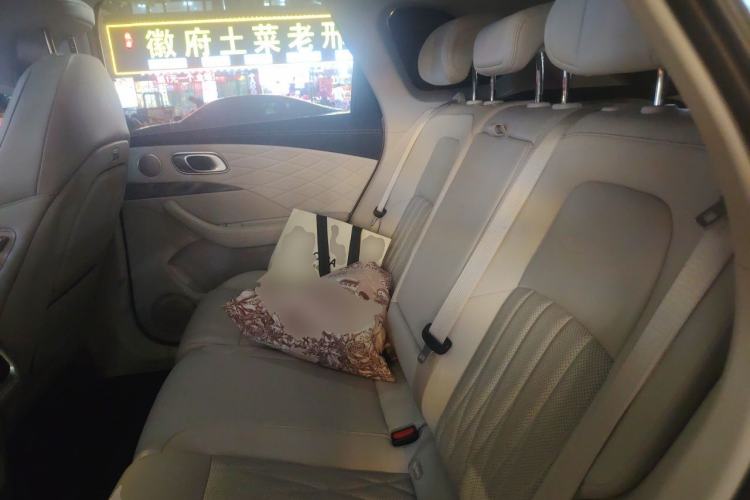 Used NETA L 2024 Pure Electric 510 Flash-Charge Red Edition Left Rear Seat