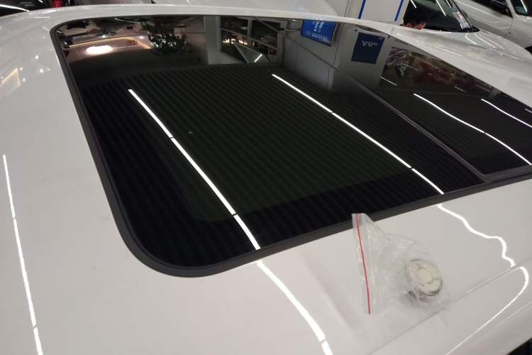 Used NETA L 2024 Extended-Range 310 Flash-Charge Red Edition Roof