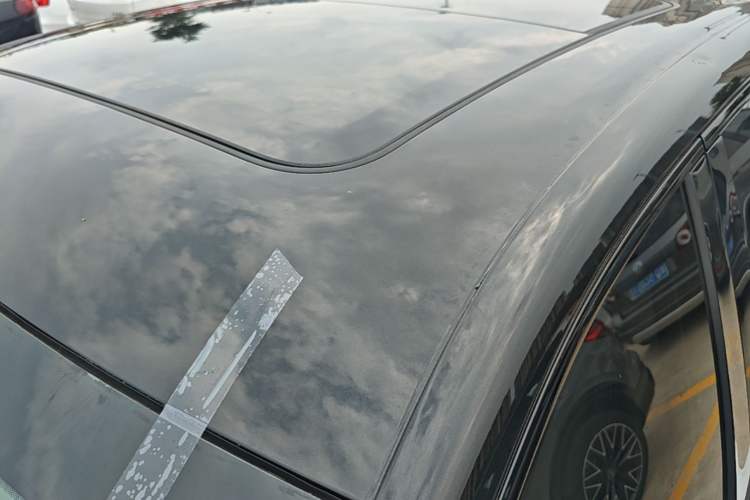 Used NETA L 2024 Extended-Range 310 Flash-Charge Red Edition Roof