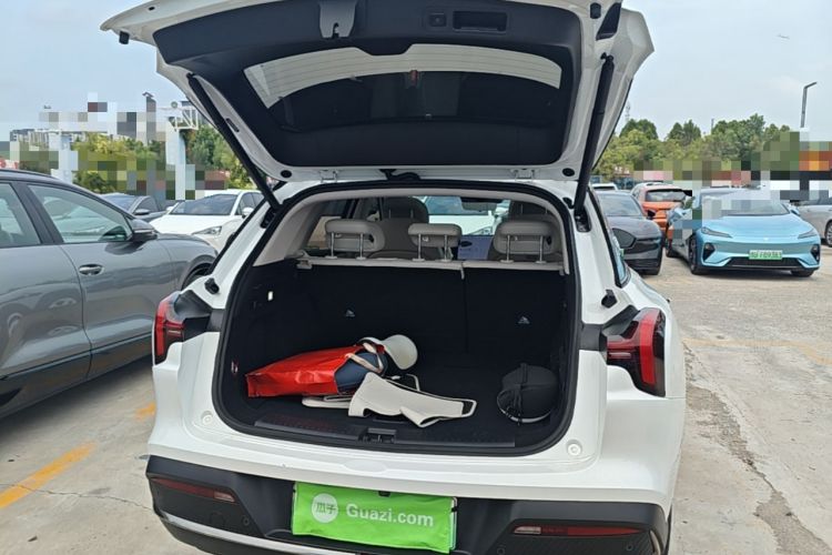 Used NETA L 2024 Extended-Range 310 Flash-Charge Red Edition Trunk