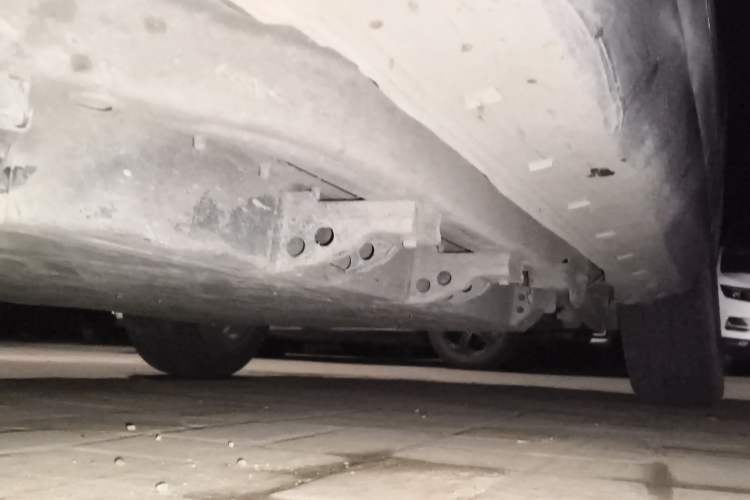 Used NETA N01 2019 380V Chassis Front Left