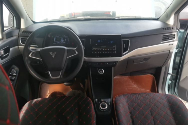 Used NETA N01 2019 380V Center Console