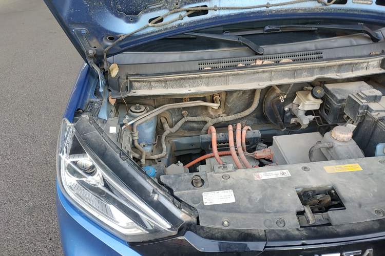 Used NETA N01 2019 380V Engine Bay Right