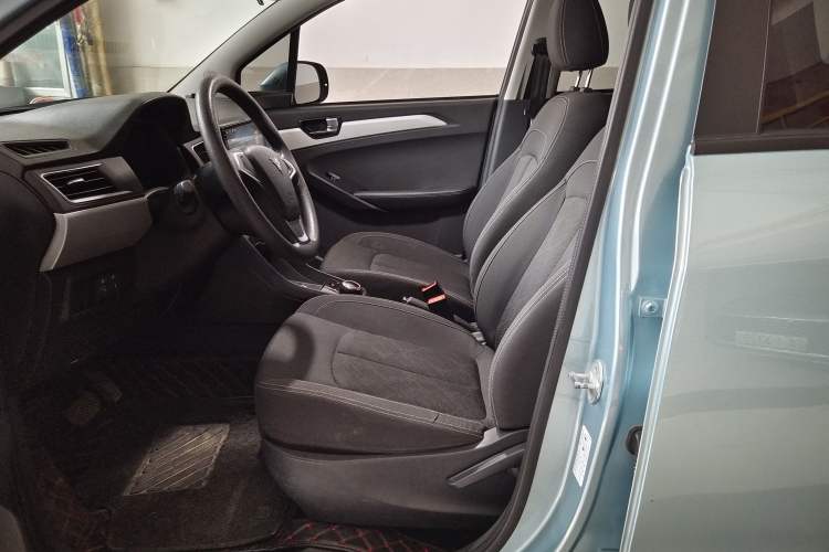Used NETA N01 2019 380V Interior 2