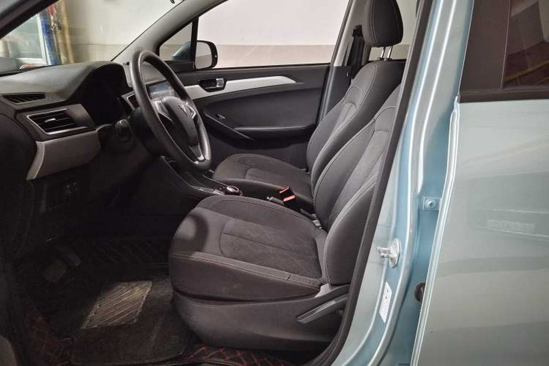 Used NETA N01 2019 380V Interior 2